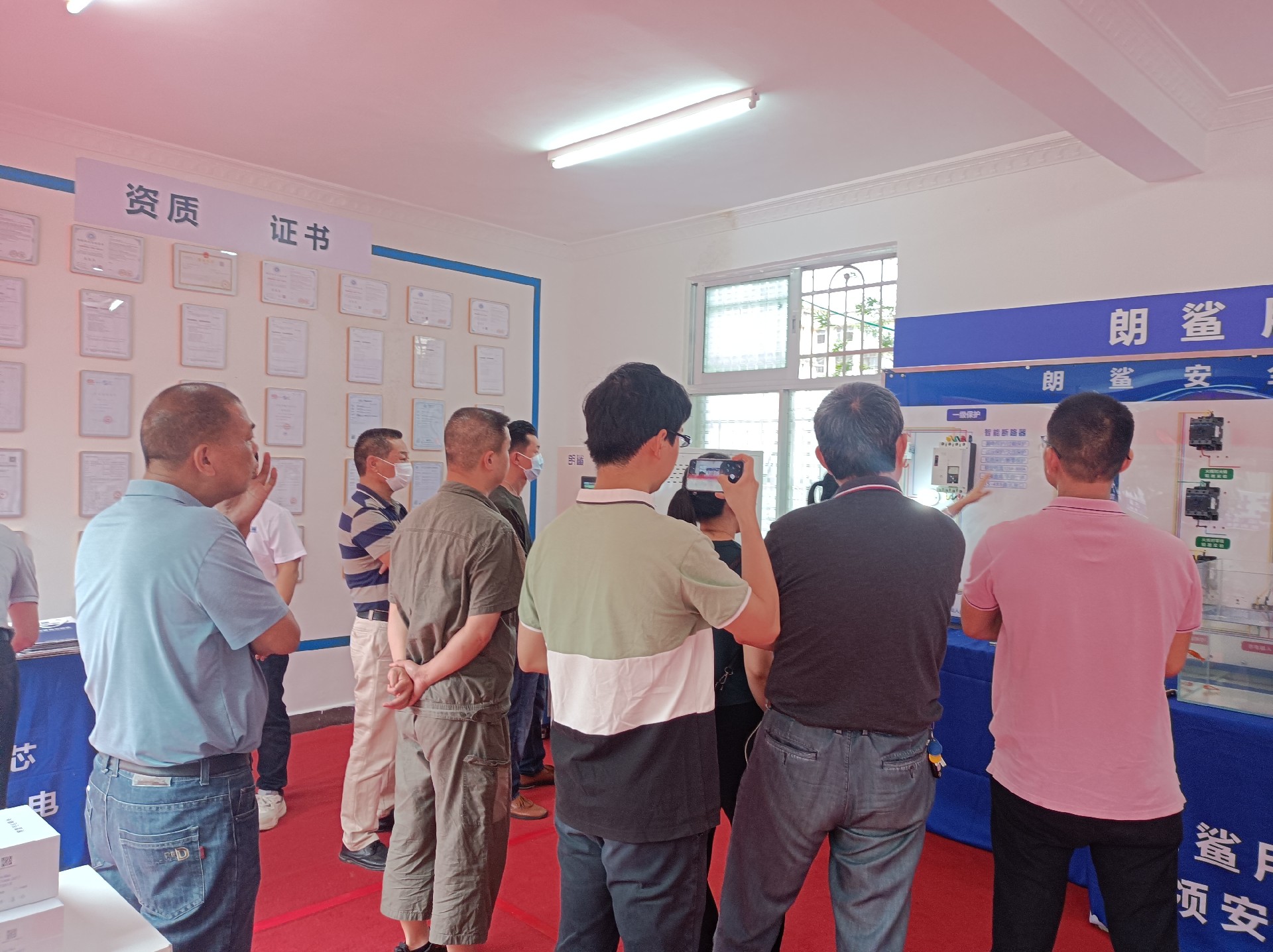 1682410400152125.jpg 8ff109ea43039ea69729aea23440c71.jpg